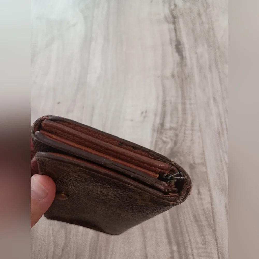 Louis Vuitton Monogram Porte Monnaie Tresor Wallet